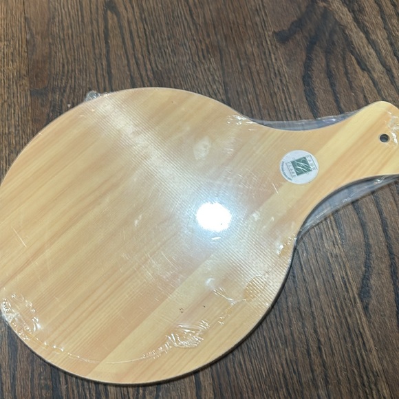 ⭐️2/$10 - cutting board - Picture 4 of 4